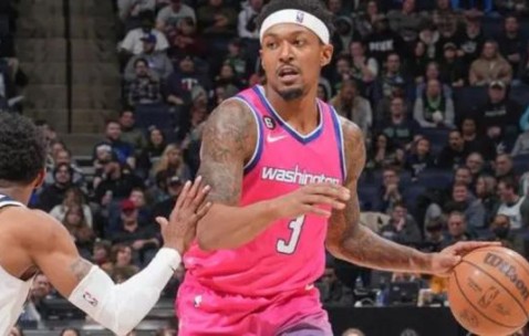 2025沙特杯lol赛程-末节17分带队逆转 比尔本季投篮效率刷新生涯新高