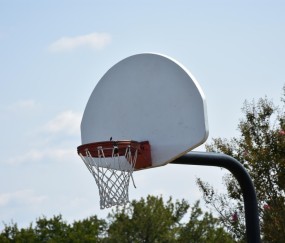 CBA高清直播在线直播：季后赛广厦vs青岛（4.23）G5生死战，谁将晋级？