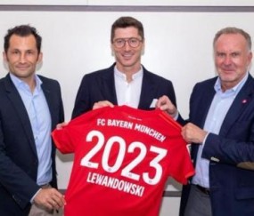 EWC电竞世界杯官网-巴萨该如何买莱万？拜仁要的不止是钱