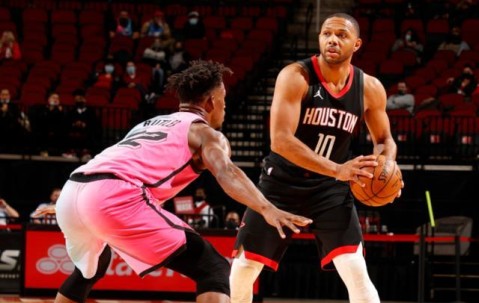 沙特电竞世界杯-【观察】选秀日五笔潜在交易 科林斯将赴步行者？