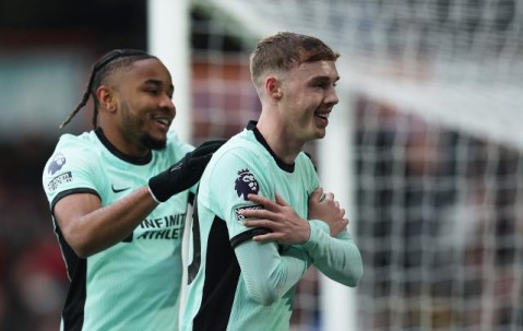 沙特电竞世界杯-惊：切尔西差点扔掉3比0！喜：帕尔默在邮票上跳舞！