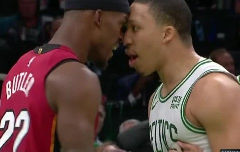 2025沙特杯lol赛程-挑衅JB自讨苦吃！格威啊格威，你惹巴特勒干什么