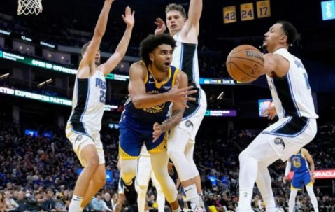 EWC电竞世界杯官网-交易截止日越来越近 勇士锋线仍有短板亟待优化