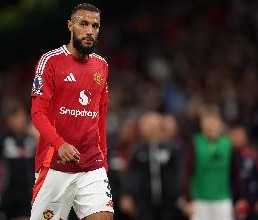 马兹拉维：这是我第一次经历没有欧战的赛季，斋月踢球和平常一样